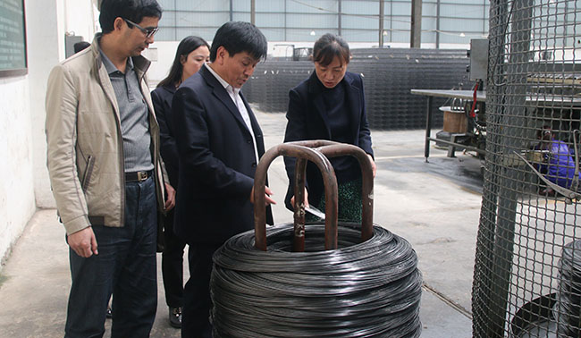 XCLP3-30T/40T小噸位精密四柱液壓裁斷機 XCLP3-30T/40T小噸位精密四柱液壓裁斷機